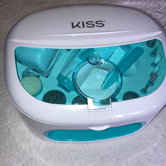 Kiss Nail Kit All pieces in kit. Used 1 pink file only. - Picture 1 of 8